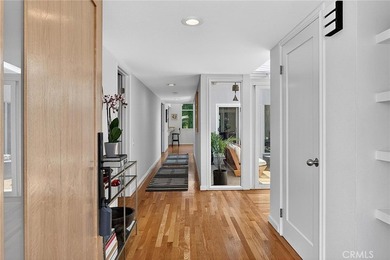 Presenting a Rare Mid-Century Modern Masterpiece in Huntington - photo 8