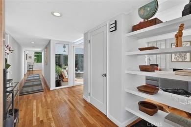 Presenting a Rare Mid-Century Modern Masterpiece in Huntington - photo 9