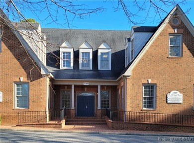 Beautifully renovated office condo in the heart of Gloucester