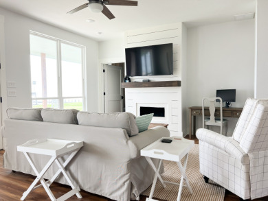 Lake Limestone Farmhouse Dream - photo 4