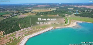 Lake Acreage For Sale in Devine, Texas