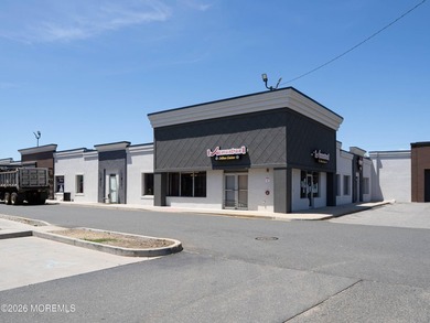 Aamantran Indian Cuisine is a well-established Indian restaurant - photo 7