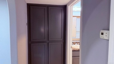 Welcome to this 2 bedroom, 2 bathroom ground-floor corner condo - photo 14