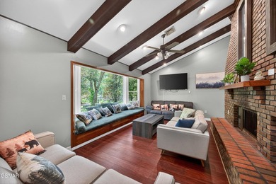 A Buyer's Dream Wrapped in Total Seclusion on ~26 Smoky Mountain - photo 17