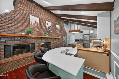 A Buyer's Dream Wrapped in Total Seclusion on ~26 Smoky Mountain - photo 21