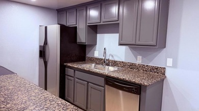 Welcome to this 2 bedroom, 2 bathroom ground-floor corner condo - photo 29