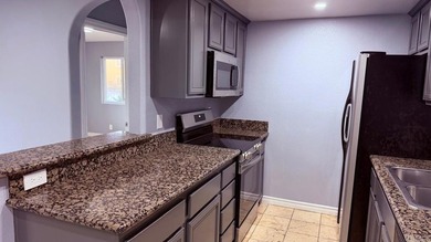 Welcome to this 2 bedroom, 2 bathroom ground-floor corner condo - photo 30