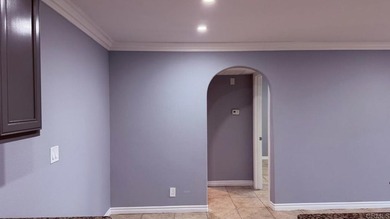 Welcome to this 2 bedroom, 2 bathroom ground-floor corner condo - photo 33
