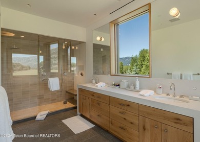Tucked at the end of a quiet cul-de-sac in coveted Willowbrook - photo 40