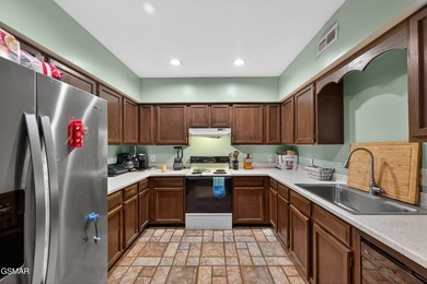 A Buyer's Dream Wrapped in Total Seclusion on ~26 Smoky Mountain - photo 41