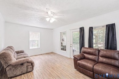 Escape to your own private retreat in the heart of Victoria, VA! - photo 9
