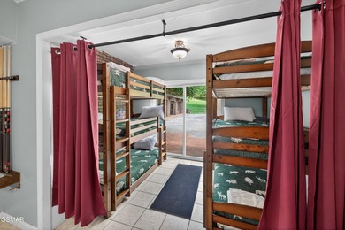 A Buyer's Dream Wrapped in Total Seclusion on ~26 Smoky Mountain - photo 50