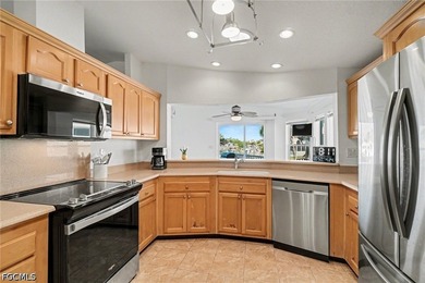 Welcome to this beautifully maintained residence offering - photo 8