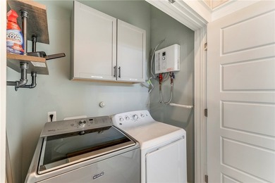 Luxury 3/3 townhome near the beach! In-town location with golf - photo 13