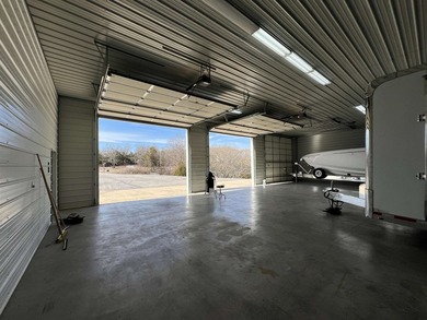 First building is 40x120 it is partitioned into 3 areas: 2 shop - photo 19
