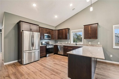 St. Croix River Townhome/Townhouse Sale Pending in Taylors Falls Minnesota