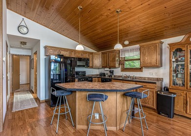 Welcome to the pristine shores of Birch Lake! Home and guest - photo 6