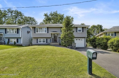 Lake Home Sale Pending in Troy, New York