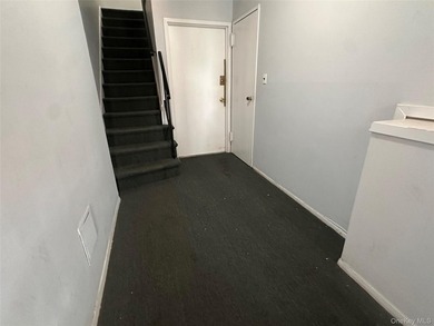 Welcome to House Beautiful Condominium! A highly desirable and - photo 4