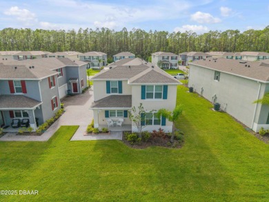 Lake Townhome/Townhouse For Sale in New Smyrna Beach, Florida