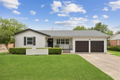 Lake Home For Sale in Dallas, Texas