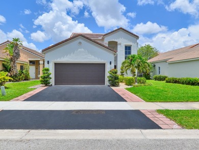 Weston Lakes Area Home For Sale in Weston Florida