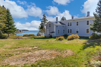 This iconic coastal landmark is being offered for the first time - photo 15