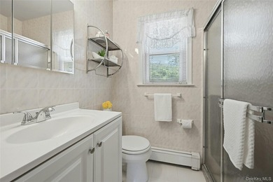 Welcome to 19 Stimson Place, a charming Colonial nestled in the - photo 18