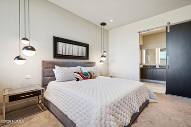 Tucked away as a peaceful retreat minutes from downtown Park - photo 18