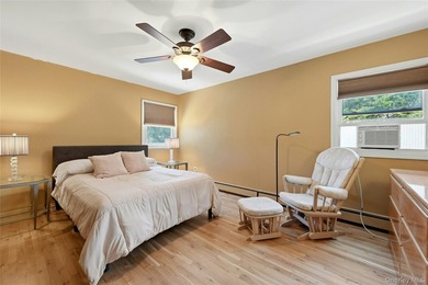 Welcome to 19 Stimson Place, a charming Colonial nestled in the - photo 20