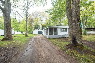 Higgins Lake Home Sale Pending in Roscommon Michigan