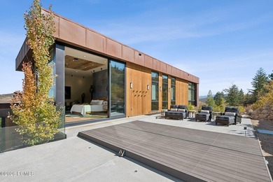 Tucked away as a peaceful retreat minutes from downtown Park - photo 23