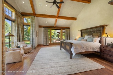 Spacious Larry Berlin designed home on a private cul-de-sac - photo 23