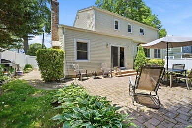 Welcome to 19 Stimson Place, a charming Colonial nestled in the - photo 25