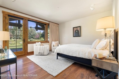 Spacious Larry Berlin designed home on a private cul-de-sac - photo 31