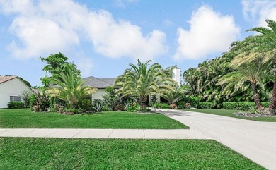 This stunning updated turn key home located in Chatsworth - photo 2