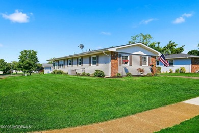 Absolutely stunning, renovated home sits on a beautiful corner - photo 3