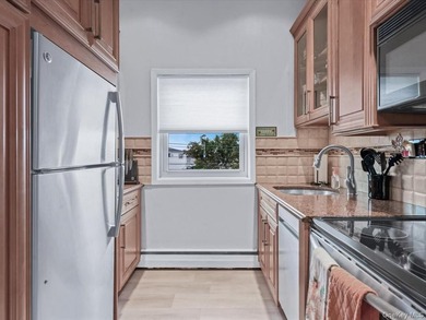 Coastal Living at Ocean Harbor Club! This beautifully updated - photo 9