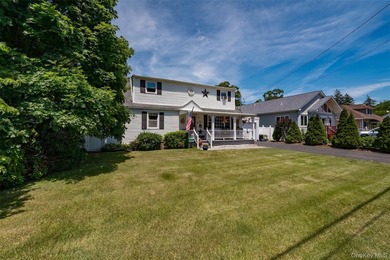 Rock-Solid & Well-Maintained Colonial, In Excellent Condition - photo 3