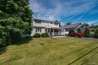 Rock-Solid & Well-Maintained Colonial, In Excellent Condition - photo 4