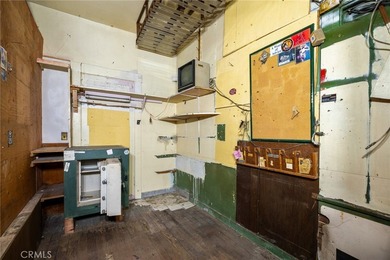 Own a piece of local history with this incredibly versatile - photo 16