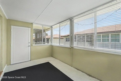 Well-maintained & thoughtfully updated, this spacious condo is - photo 18
