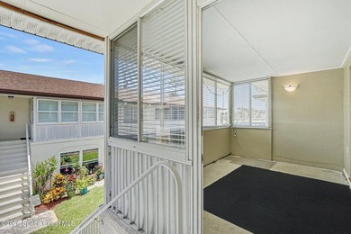 Well-maintained & thoughtfully updated, this spacious condo is - photo 19