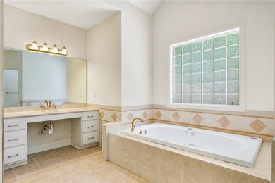 This beautifully designed traditional home offers 4 spacious - photo 27