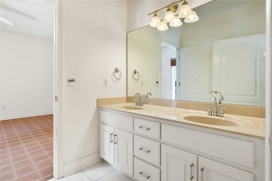 This beautifully designed traditional home offers 4 spacious - photo 32