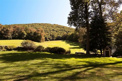 Gothic Revival Country House. Welcome to the Hurst-Pierrepont - photo 41