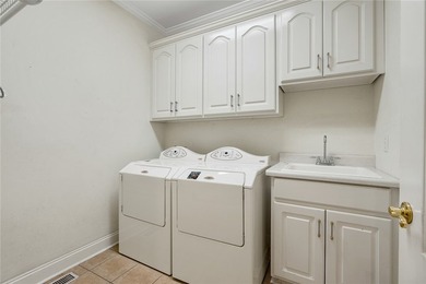 This beautifully designed traditional home offers 4 spacious - photo 41