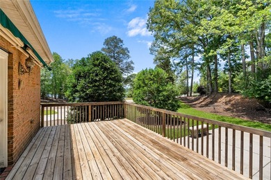 This beautifully designed traditional home offers 4 spacious - photo 44