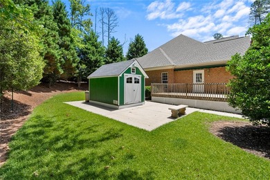 This beautifully designed traditional home offers 4 spacious - photo 45