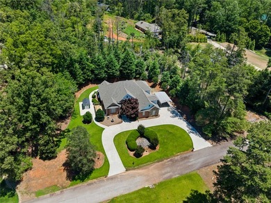 This beautifully designed traditional home offers 4 spacious - photo 48